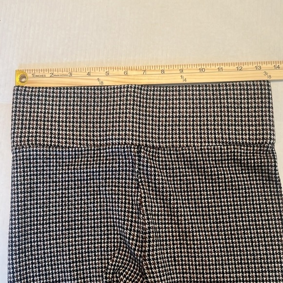 LOFT Lou & Grey Houndstooth Ponte Leggings Size M - Picture 5 of 11
